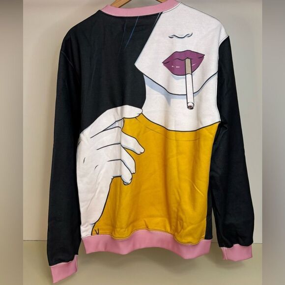 NWOT PeachClub Emarosa Merch - Picture 1 of 3